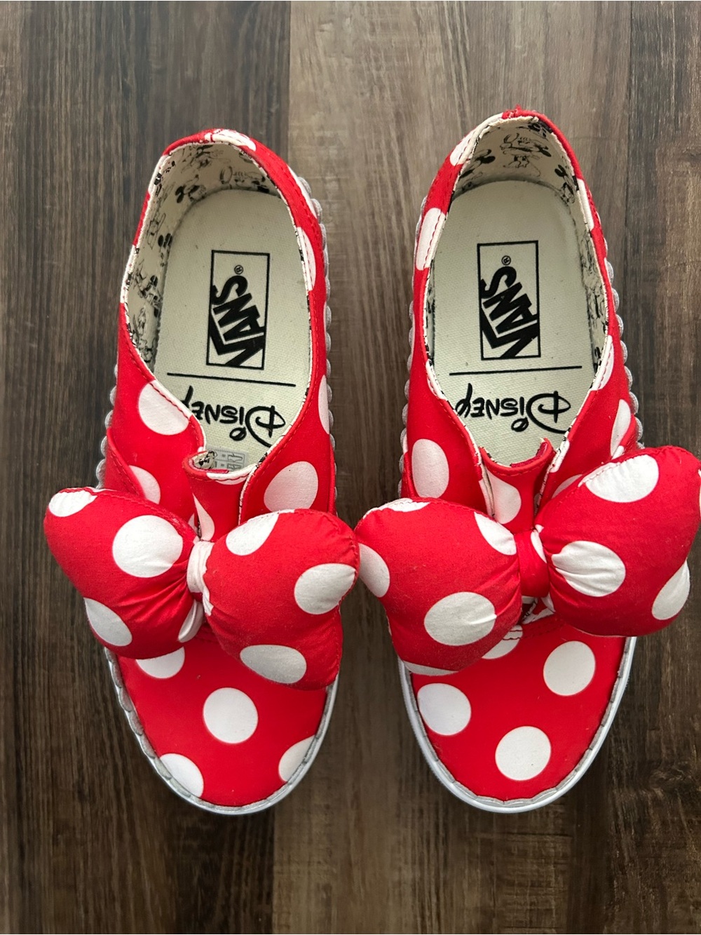 VANS Disney Minnie Mouse Polka Dot Bow Slip-On Canvas Sneakers Womens US 8.5